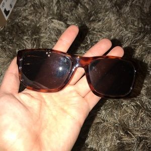 Tommy Hilfiger sunglasses